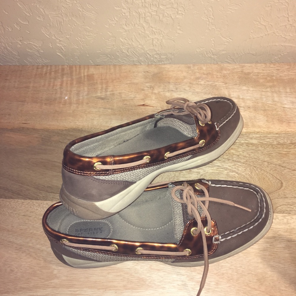 Sperry boat shoes